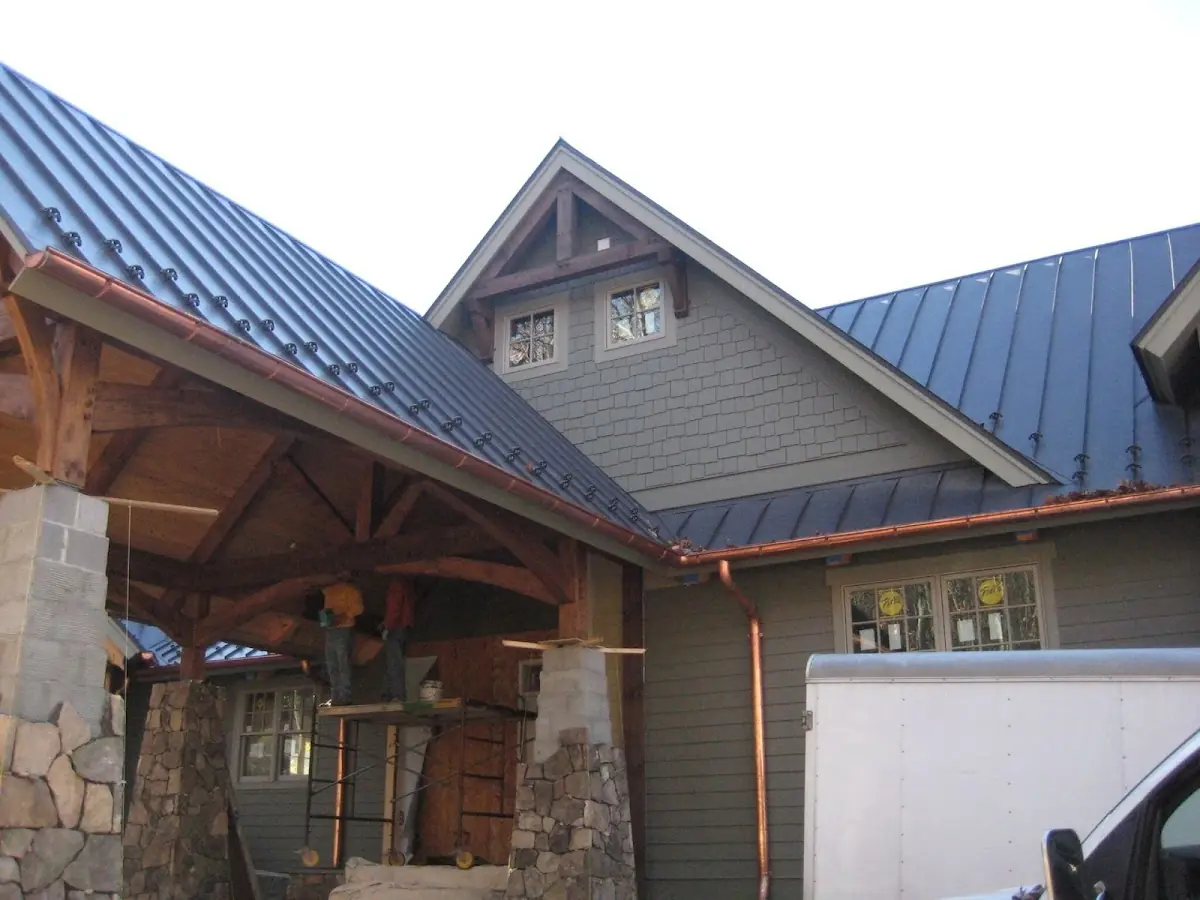 Craftsman Roofing team delivering quality roofing work in LaSalle
